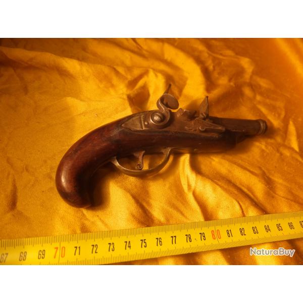 Pistolet a silex      pistolet dit de carrosse ou de manchon       �poque louis XVI