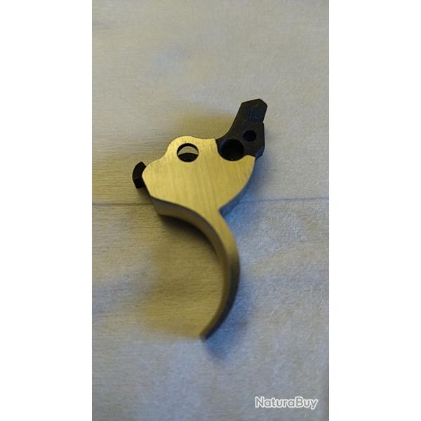 Queue de d�tente neuve pour manurhin mr88