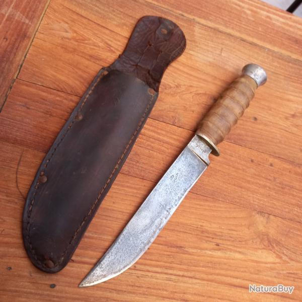 Ancien Couteau de Chasse Manche en Bois avec Fourreau en cuir