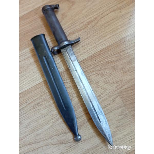 Baonnette sudoise Mle 1896 .