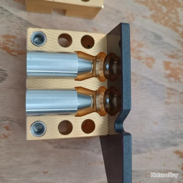 moule slug diabolo a deux cavits sous-calibr en calibre 12 / 525 Grammes