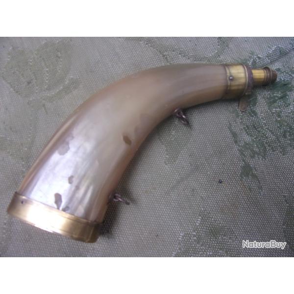 poire � poudre 22 cm