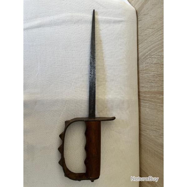 WW1 et 2 objet de fouille Poignard US M17