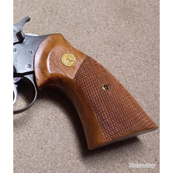 PLAQUETTE bois pour COLT mod�le 1895