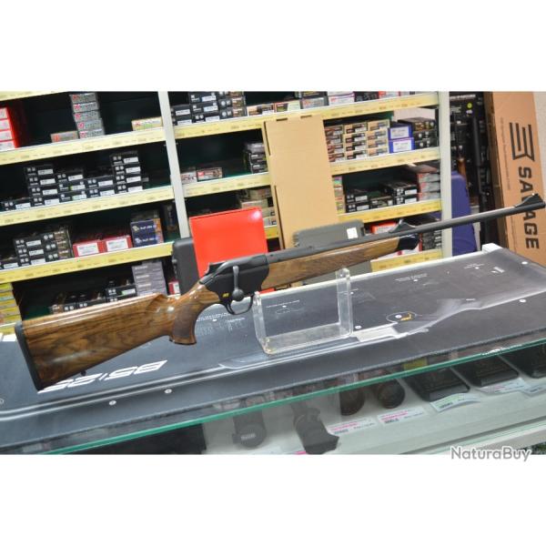 CARABINE LINEAIRE BLASER R8 STANDARD BOIS GRADE 4 CALIBRE 300wm  NEUVE