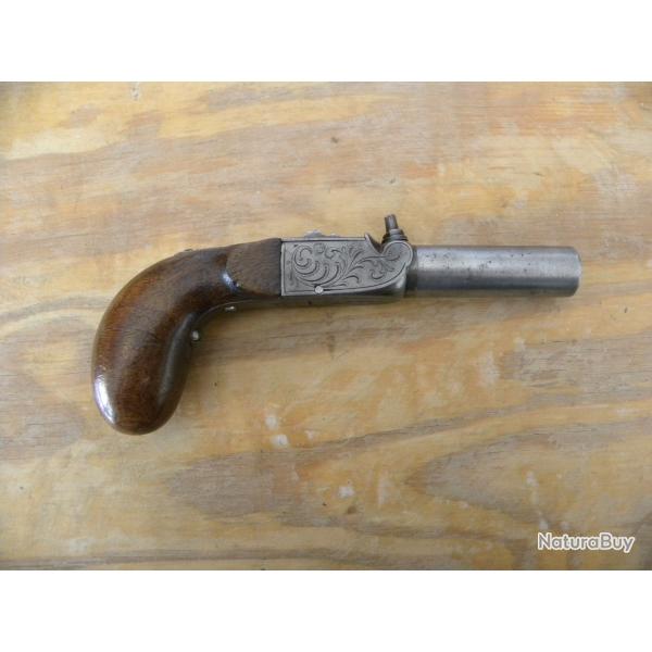 PISTOLET COUP DE POING A FRESTAURER