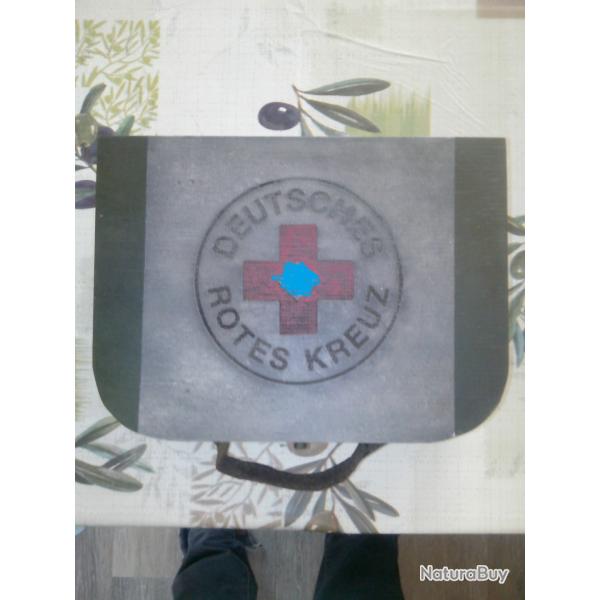 ww2boite a pharmacie allemande