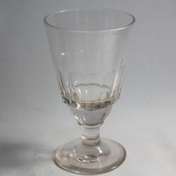 Ancien verre à absinthe