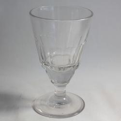 Ancien verre à absinthe