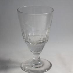 Ancien verre à absinthe