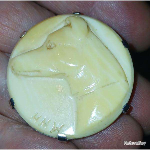 Rare et sublime Broche fin XIX�ME  d�but XX�ME t�te de chien sculpt�.