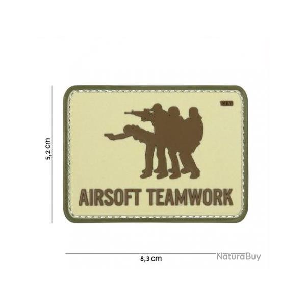 Patch PVC Airsoft Teamwork (101 Inc) D�sert