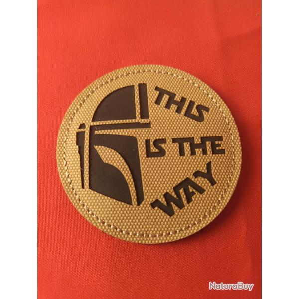 PATCH �CUSSON TEMPLIER  BROD� SCRATCH DIMENSIONS 8CM TEMPLIERS