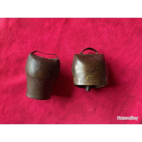Lot de deux grosses sonnailles pour vaches ou biquettes, pas de prix de r�serve
