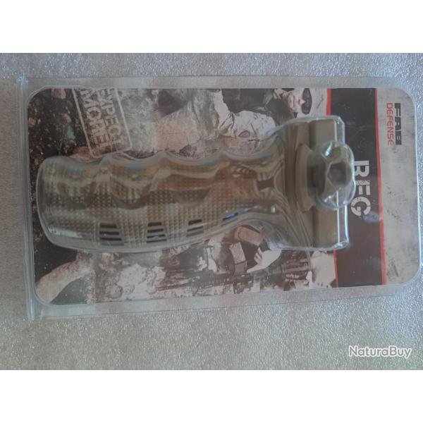 poign�e avant fab defense pour rail pica