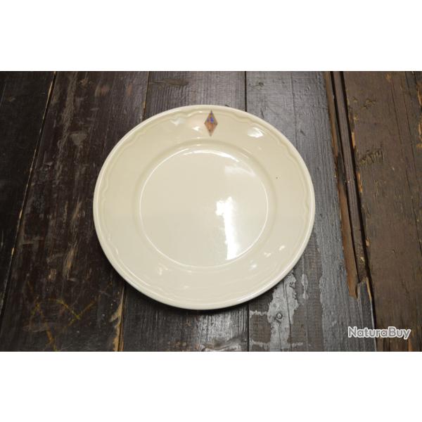 Assiette de mess 150 R�giment d'infanterie RI. insigne. Chauvigny Barr�re Nancy. (B)