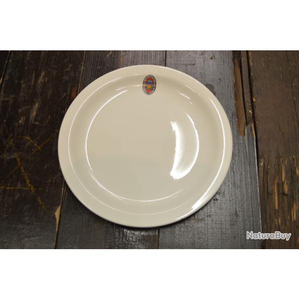 Assiette de mess 151 R�giment d'infanterie RI insigne. On ne passe pas, Churchill Hotelware (B)