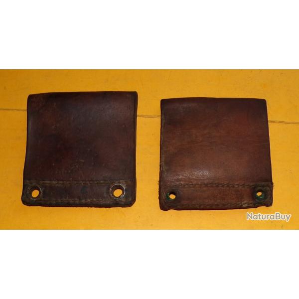 SUPPORT EN CUIR  EN LOT DE 2 POUR CEINTURON EN CUIR DE L'ARMEE FRANCAISE PERMETTANT D'ATTACHER DES A