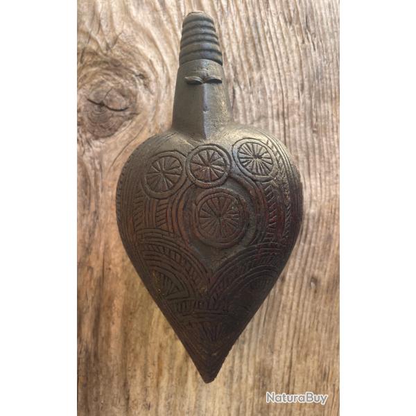 Ancienne poire � poudre cosaque. Russie-Ukraine. 19e si�cle