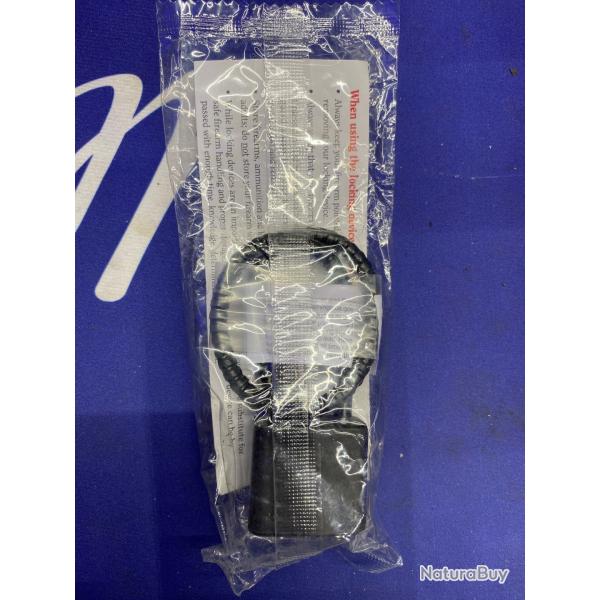 Verrou arme avec cble  clef de marque Ruger