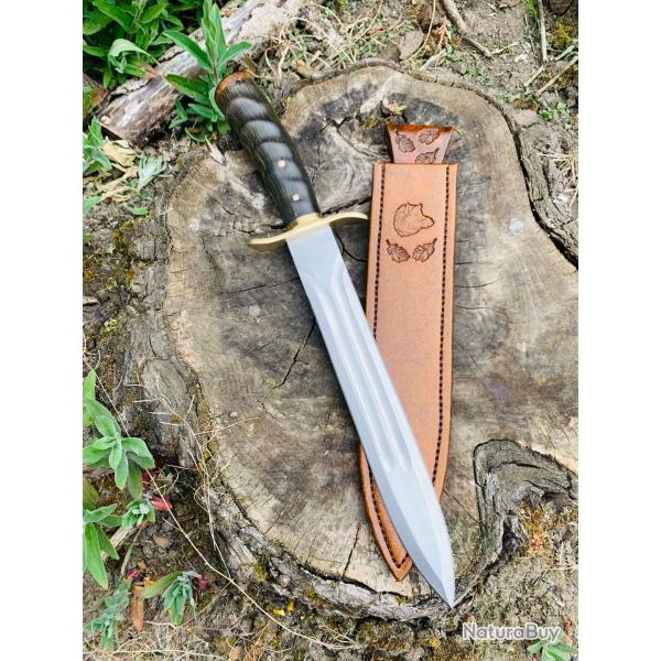 dague de chasse d'artisan / manche corne d'antilope / ronce de noyer