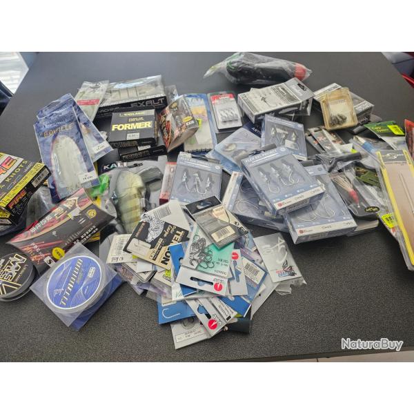 LOT ARTICLES PECHE NEUF LOT PL07