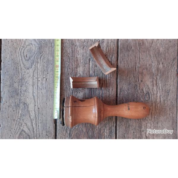 Sertisseur en buis pour cartouches calibre 16