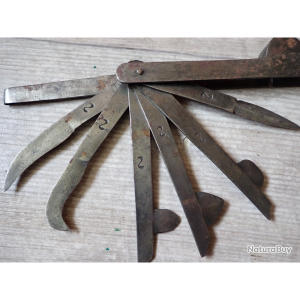 Couteau FLAMME de Vtrinaire 7 Pices. Modle ancien