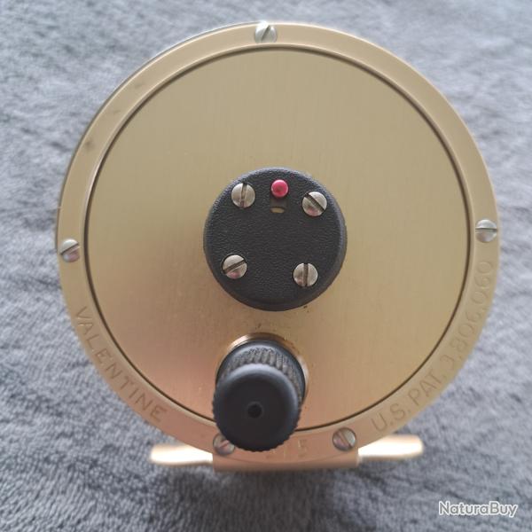 Rare moulinet Valentine 375 neuf dans son �tuis