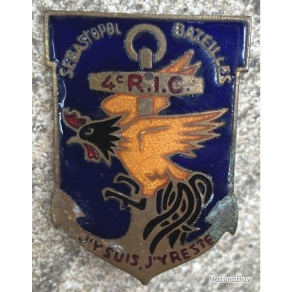 4� R�giment d'Infanterie Coloniale, cr�te et jabot rouge, t�te noire