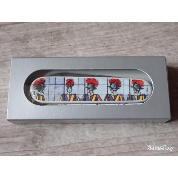 Couteau suisse des Gardes Pontificaux - Victorinox.