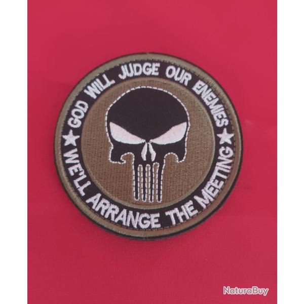 Ecusson punisher brod scratch velcro Diamtre 8cm