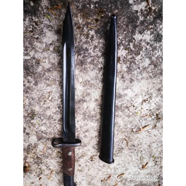 Ba�onnette yougoslave K-98 PREDUZEBE 44 mod�le 1924 (version courte) pour fusil syst�me Mauser.