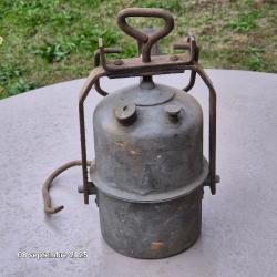Lampe de mineur &agrave; carbone               Marque Arras