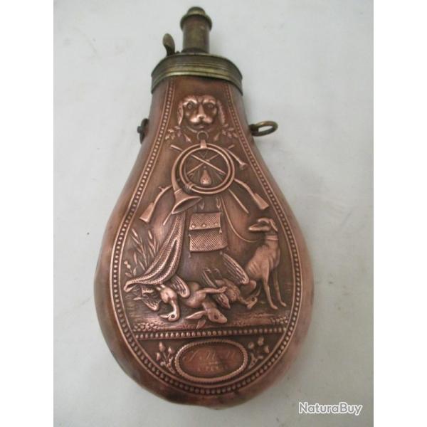 tres belle poire  a poudre 19  em compl�te - scene de chasse sur les deux faces