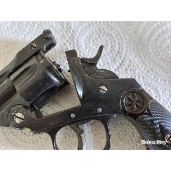 Beau r�volver Top Break ( � brisure ) Type Smith & Wesson (copie Espagnole)