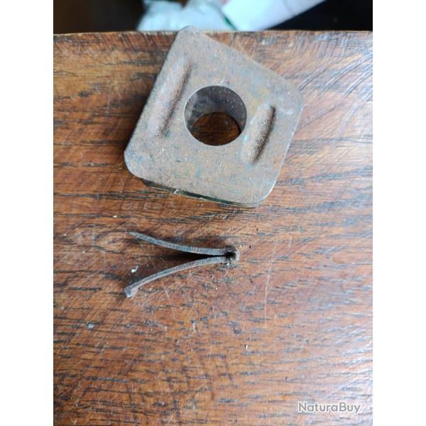 Ressort de revolver ancien