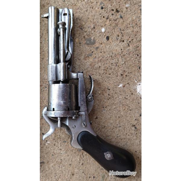 R�volver 7 mm � broche � ba�onnette