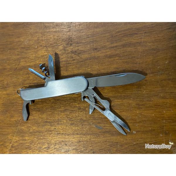 COUTEAU  MULTI FONCTIONS 2025  n   .