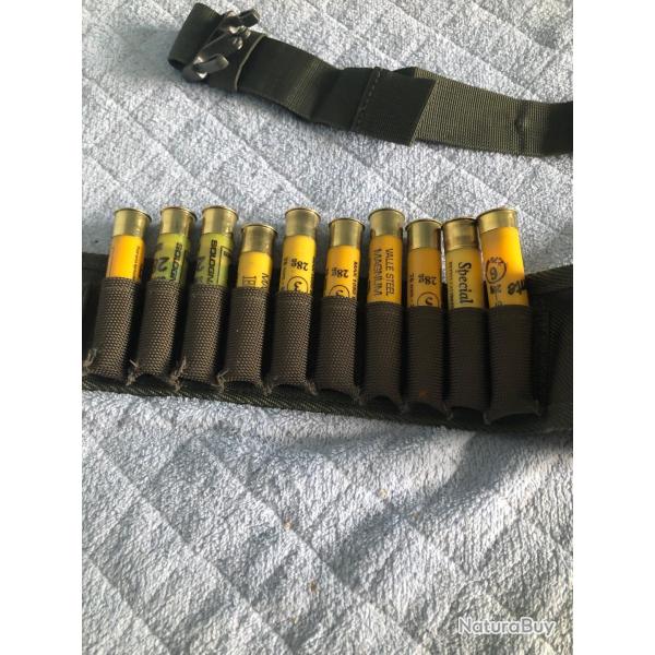 cartouchi�re d occasion   garni de 20 cartouche  cal 20,  plomb , acier quelques magnum