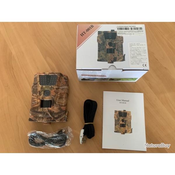 1 CAMERA DE CHASSE INFRAROUGE - DETECTEUR DE MOUVEMENT - NEUF