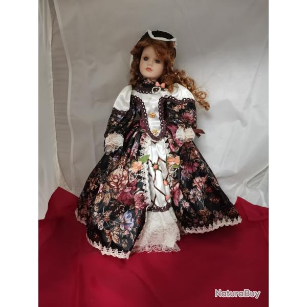 poup�e de collection