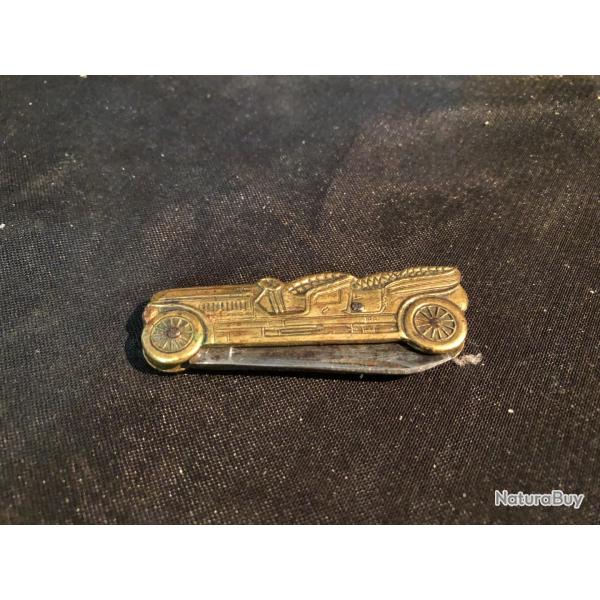PETIT COUTEAU COURSOLLE EN FORME DE VOITURE
