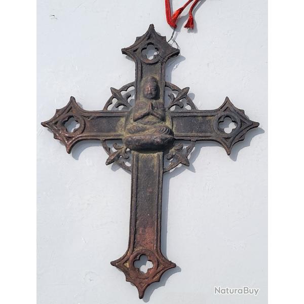 Antiquit� croix edo avec bouddha "tr�s rare"