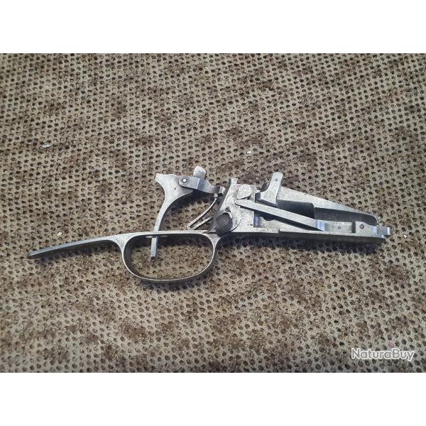 sous garde compl�te avec son m�canisme d'alimentation de fusil LEBEL mle 1886 / 93