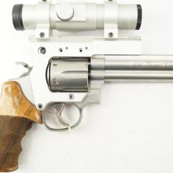 Revolver Smith & Wesson 686-4Target Champion 357MAG 6" avec point rouge