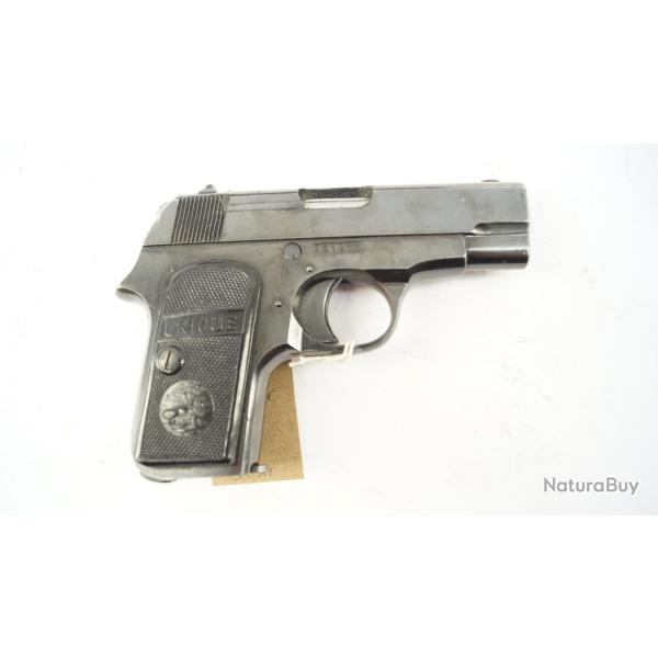 Pistolet Unique le v&eacute;ritable 7.65B dans sa bo&icirc;te d'origine dat&eacute; 1949