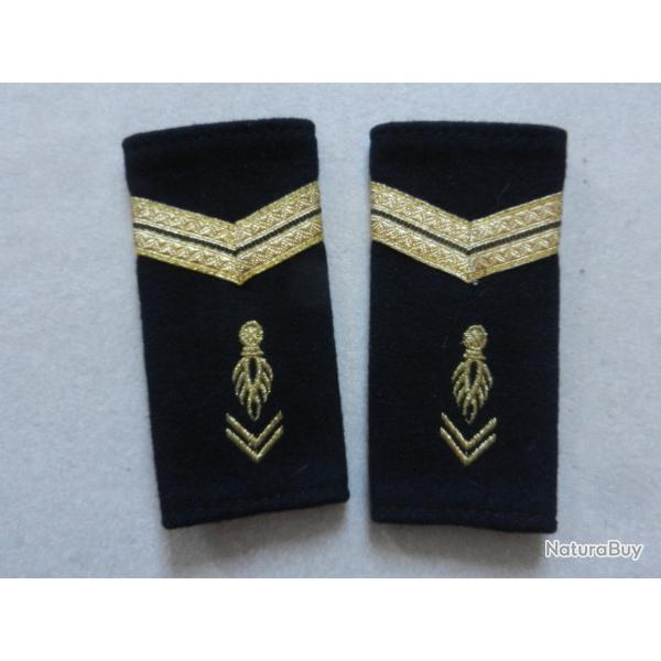 paire de manchons fourreaux d'�paule gendarmerie mobile