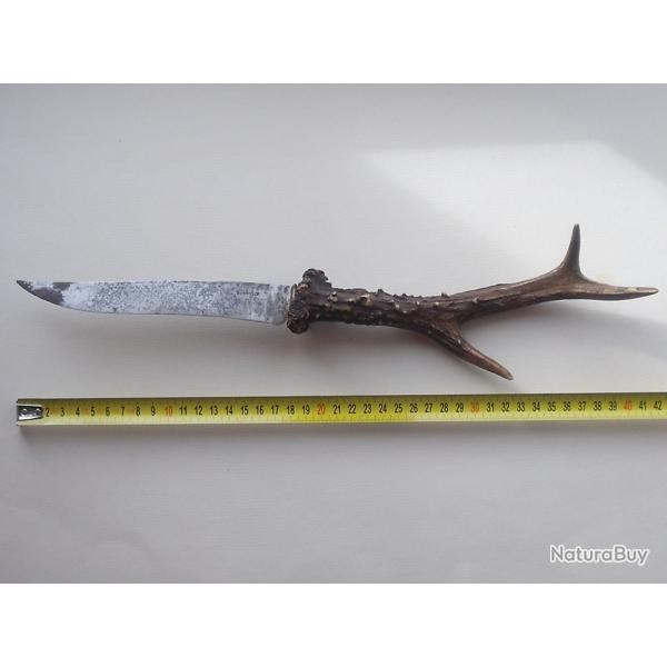 COUTEAU de CHASSE ancien avec manche en bois de chevreuil - Gravure: DEMOULIN sur la lame
