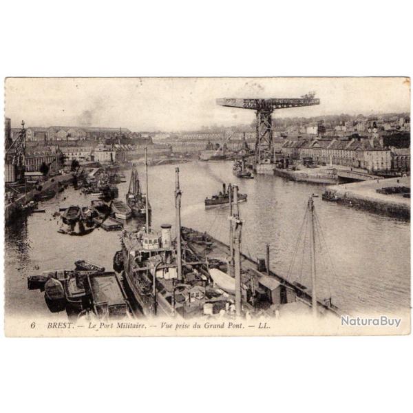 CPA - BREST - Le Port Militaire - Vue prise du Grand Pont N�1385